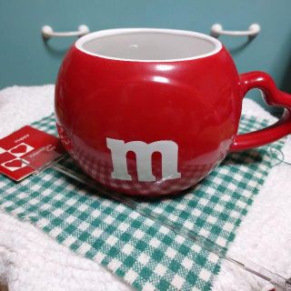 m&m🍫バレンタイン❤️大きめハートマグカップ✨メッセージカード付き(キャラクターグッズ)