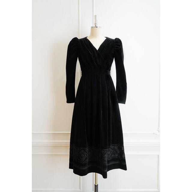 Herlipto Embroidered Velour Midi Dress