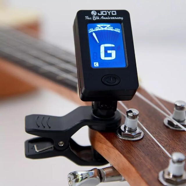 簡単 クリップチューナー　電池付き 楽器のギター(アコースティックギター)の商品写真