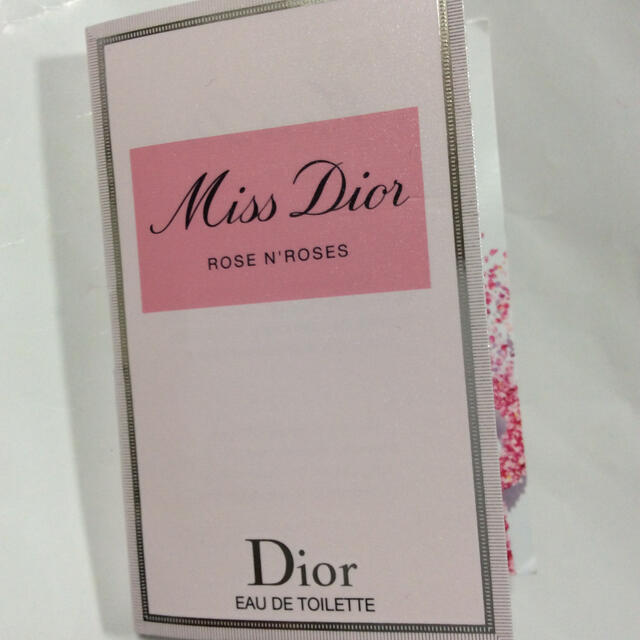 Dior(ディオール)のdior ミス ディオール ローズ&ローズ オードゥトワレ サンプル 香水 コスメ/美容のキット/セット(サンプル/トライアルキット)の商品写真