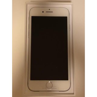 アップル(Apple)の【新品★特価最終値引】iPhone 7 Silver 32GB Softbank(スマートフォン本体)