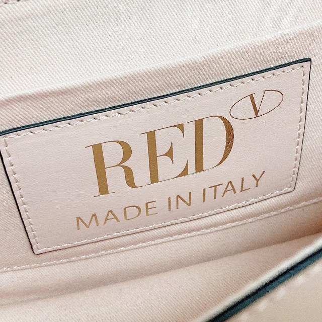 RED VALENTINO(レッドヴァレンティノ)の最終値下！新品 RED VALENTINO ショルダー バッグ フリル レディースのバッグ(ショルダーバッグ)の商品写真