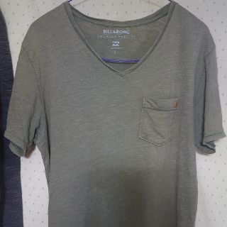 ビラボン(billabong)のビラボン　Vネック　カーキ　メンズTシャツ(Tシャツ/カットソー(半袖/袖なし))