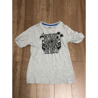 アディダス(adidas)のTシャツ/グレー(Tシャツ/カットソー(半袖/袖なし))