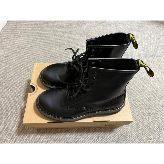 Dr.Martens(ドクターマーチン)のドクターマーチン　8ホールブーツ レディースの靴/シューズ(ブーツ)の商品写真