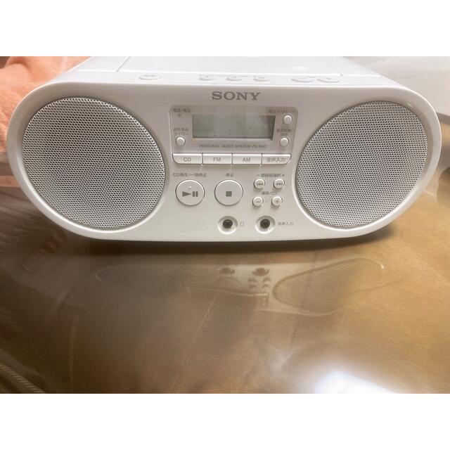 SONY(ソニー)の【SONY】CDラジオ : FM/AM/ワイドFM対応 ホワイト ZS-S40  スマホ/家電/カメラのオーディオ機器(ポータブルプレーヤー)の商品写真