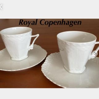 ロイヤルコペンハーゲン(ROYAL COPENHAGEN)のロイヤルコペンハーゲン　ホワイトフルーテッドフルレース顔つき2客(グラス/カップ)