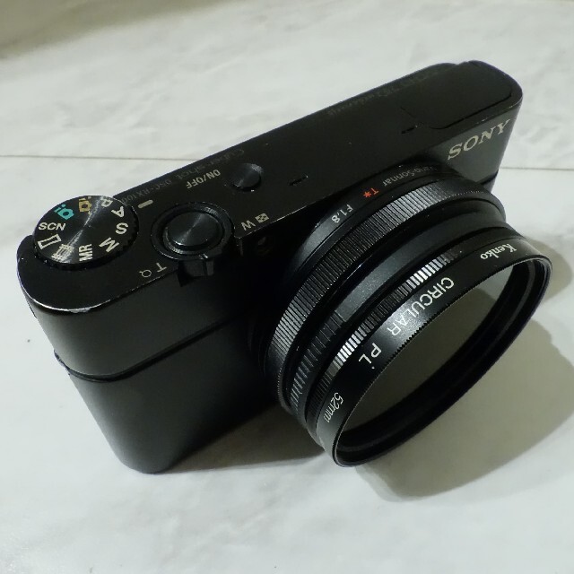 SONY(ソニー)のSONY Cyber−Shot RX DSC-RX100 スマホ/家電/カメラのカメラ(コンパクトデジタルカメラ)の商品写真