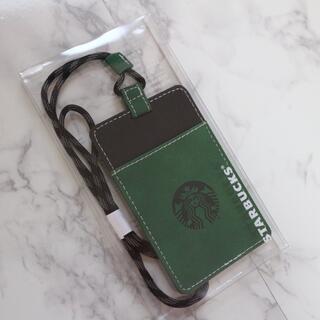 Starbucks Coffee - 【新品】台湾スターバックス　パスケース　定期入れ　サイレン　グリーン　ストラップ