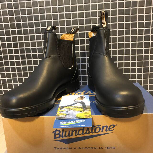 Blundstone(ブランドストーン)の2足セット　UK4  UK6 Blundstone 610 日本未発売モデル レディースの靴/シューズ(ブーツ)の商品写真