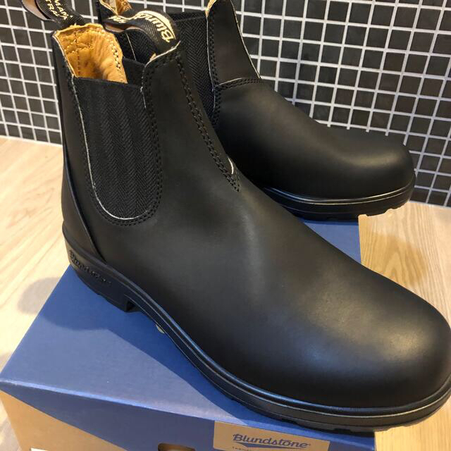 Blundstone(ブランドストーン)の2足セット　UK4  UK6 Blundstone 610 日本未発売モデル レディースの靴/シューズ(ブーツ)の商品写真