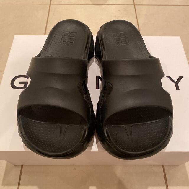 GIVENCHY(ジバンシィ)のGIVENCHY /マシュマロ サンダル/サイズ39/新品未使用 メンズの靴/シューズ(サンダル)の商品写真
