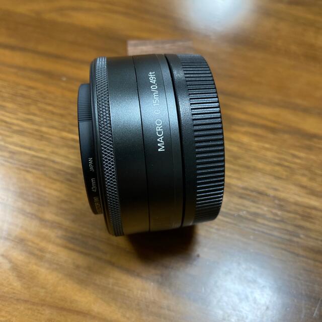 Canon(キヤノン)のCanon EF-M 22mm F2 STM 単焦点レンズ スマホ/家電/カメラのカメラ(レンズ(単焦点))の商品写真