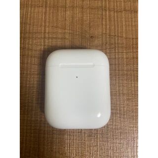 アップル(Apple)のAirPods2 充電ケース ワイヤレス対応(ヘッドフォン/イヤフォン)