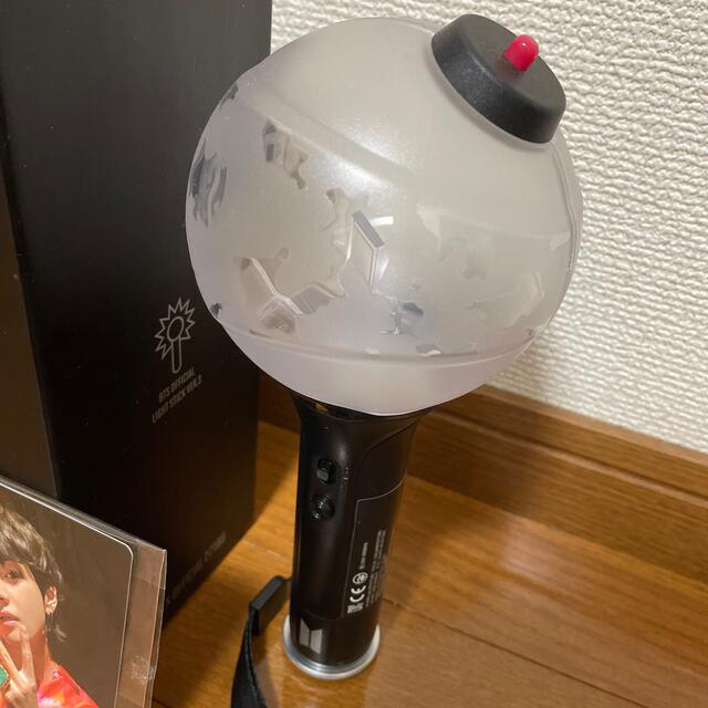 防弾少年団(BTS)(ボウダンショウネンダン)のBTS ペンライト エンタメ/ホビーのCD(K-POP/アジア)の商品写真