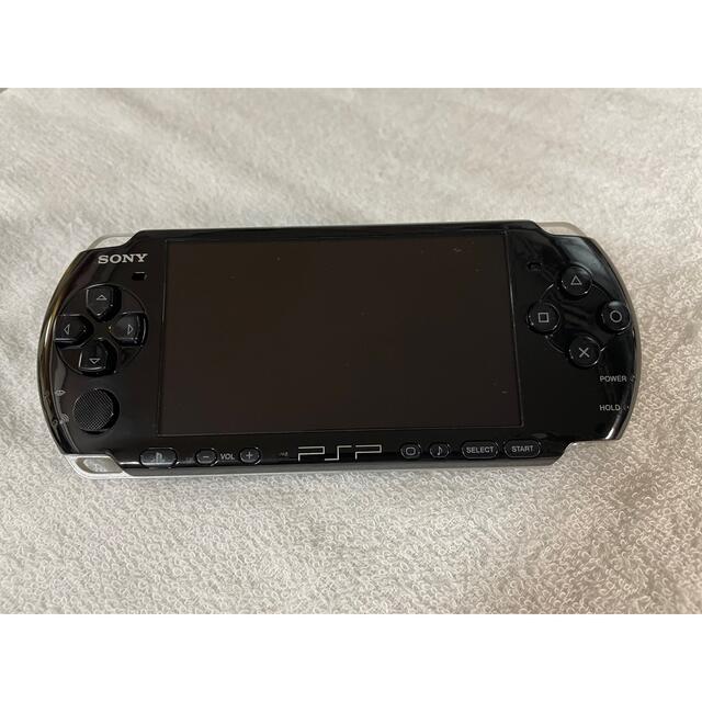 PlayStation Portable(プレイステーションポータブル)の良品　PSP-3000  ピアノブラック エンタメ/ホビーのゲームソフト/ゲーム機本体(携帯用ゲーム機本体)の商品写真