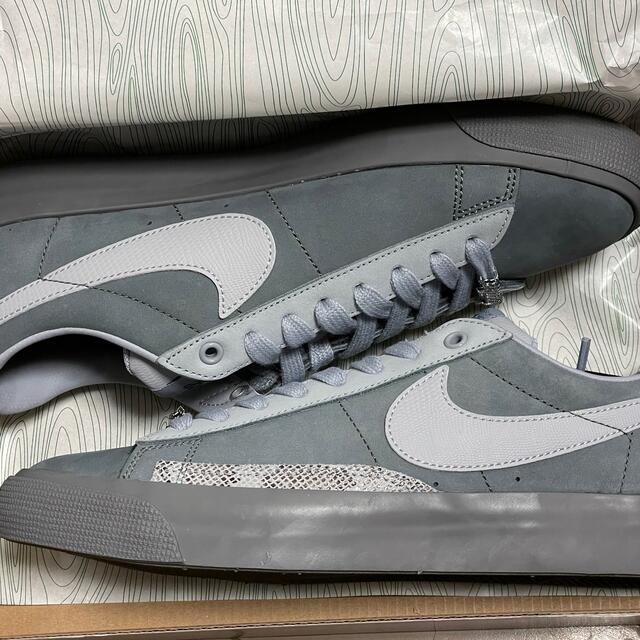 NIKE SB ZOOM BLAZER LOW QS / COOL GREY