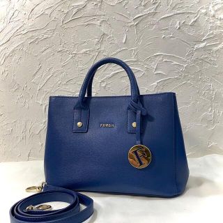 フルラ(Furla)の【極美品】フルラ　リンダ　2way  チャーム　ゴールドロゴ　サフィアーノレザー(ショルダーバッグ)