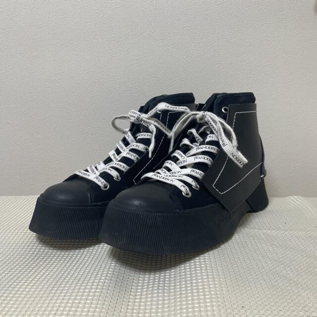 早い者勝ち!JW Anderson ハイカットスニーカー - novauniaoveiculos