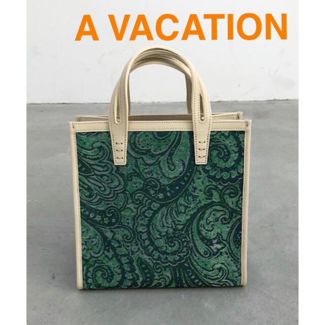 美品★A VACATION BOXペイズリー柄トートバッグ (アヴァケーション) レディースのバッグ(トートバッグ)の商品写真