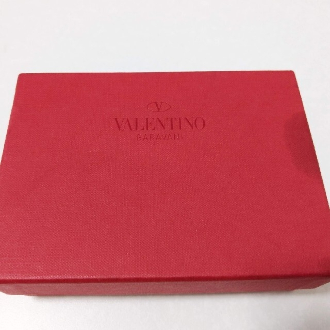 【ヴァレンティノ】ガラヴァーニ　レザースタッズ　二つ折り財布
