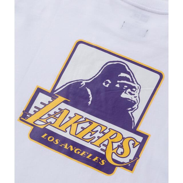 XLARGE(エクストララージ)のXLARGE x NEWERA × NBA Lakersエクストララージ ロンT メンズのトップス(Tシャツ/カットソー(七分/長袖))の商品写真