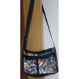 レスポートサック(LeSportsac)のレスポートサック　LeSportsac　ショルダーバッグ　マチ広げられるタイプ(ショルダーバッグ)