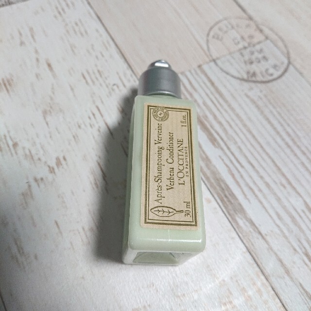 L'OCCITANE(ロクシタン)のロクシタン アメニティ40本セット（シャンプー&コンディショナー） コスメ/美容のヘアケア/スタイリング(シャンプー/コンディショナーセット)の商品写真