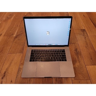 アップル(Apple)のMacBook Pro 15インチ 2016 USキーボード(ノートPC)