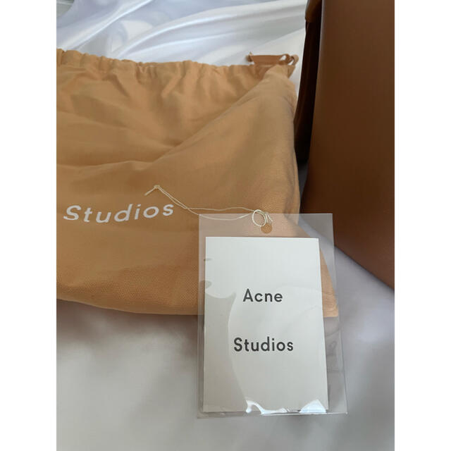 Acne Studios  Musubi スモールレザーバッグ 1