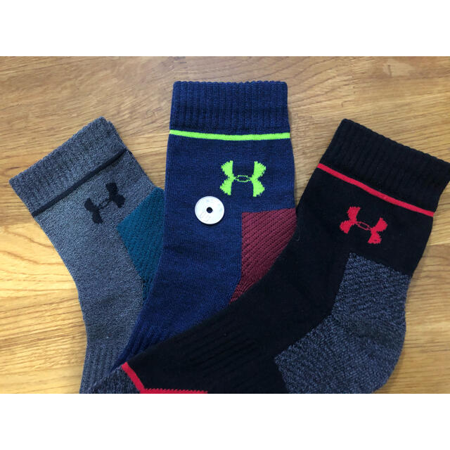 UNDER ARMOUR(アンダーアーマー)の新品アンダーアーマーUNDER ARMOUR メンズソックス靴下3足セット218 メンズのレッグウェア(ソックス)の商品写真