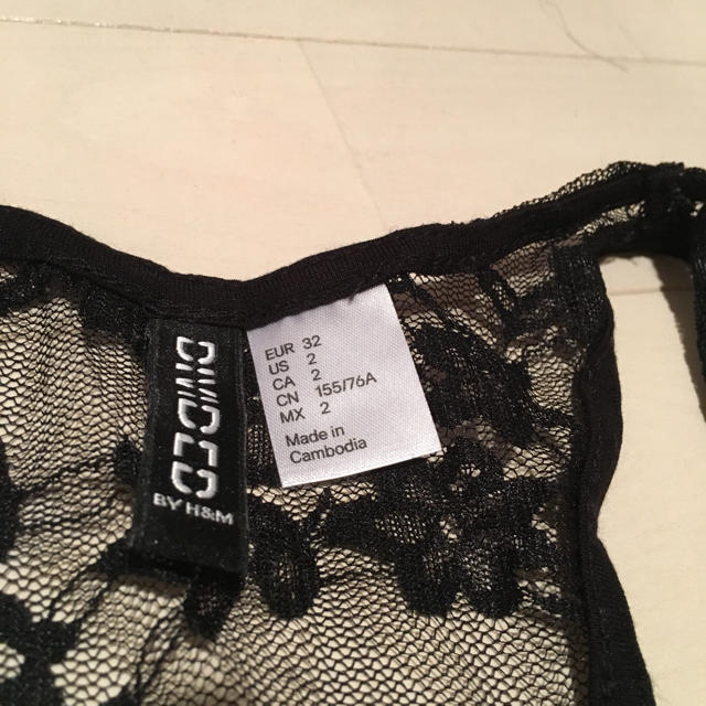 H&M(エイチアンドエム)のH&M レースタンクトップ レディースのトップス(タンクトップ)の商品写真