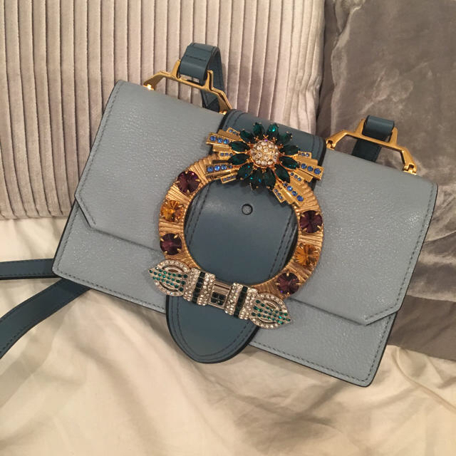 miumiu(ミュウミュウ)の超レア miumiu bag レディースのバッグ(ショルダーバッグ)の商品写真