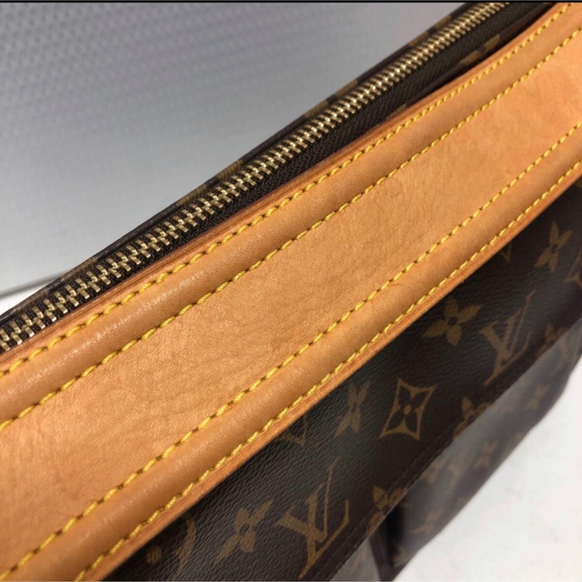 LOUIS VUITTON(ルイヴィトン)のルイヴィトン LOUIS VUITTONヴィバ シテ モノグラムショルダーバッグ レディースのバッグ(ショルダーバッグ)の商品写真