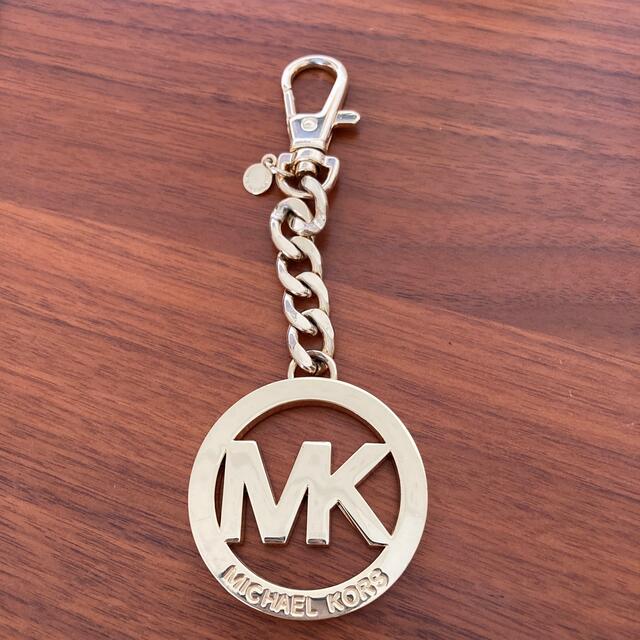 Michael Kors(マイケルコース)のアップルパイ様専用　MICHAEL KORS バックチャーム　キーホルダー ハンドメイドのファッション小物(バッグチャーム)の商品写真