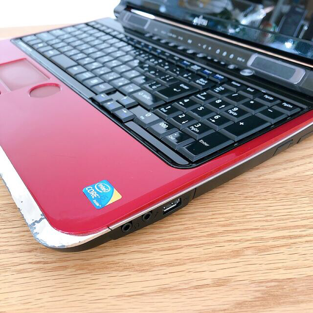 ✨人気の赤✨Core i5・Blu-ray・Wi-Fi・オフィス・すぐに使える!