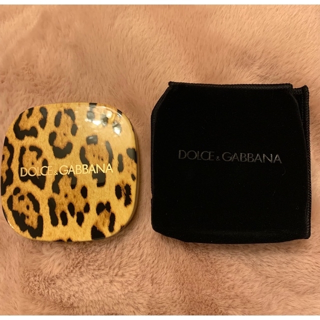 DOLCE&GABBANA(ドルチェアンドガッバーナ)のDOLCE&GABBANA  フェリンアイズ インテンスアイシャドウ クアッド コスメ/美容のベースメイク/化粧品(アイシャドウ)の商品写真