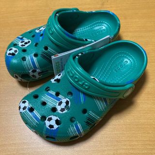 クロックス(crocs)の新品 17.5㎝ クロックス クラシック スポーツ ボール クロッグ(サンダル)