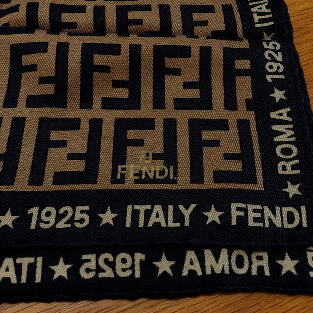 FENDI(フェンディ)のフェンディ　スカーフ レディースのファッション小物(バンダナ/スカーフ)の商品写真