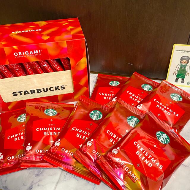 Starbucks Coffee(スターバックスコーヒー)のスターバックス オリガミ  クリスマスブレンド 計8袋　※オリガミのみ 食品/飲料/酒の飲料(コーヒー)の商品写真