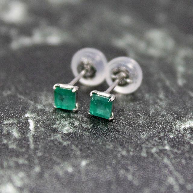 プラチナpt900 ピアス エメラルド0.26 0.16ct 未使用 新品 | gulatilaw.com