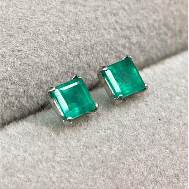 プラチナpt900 ピアス エメラルド0.26 0.16ct 未使用 新品 | gulatilaw.com