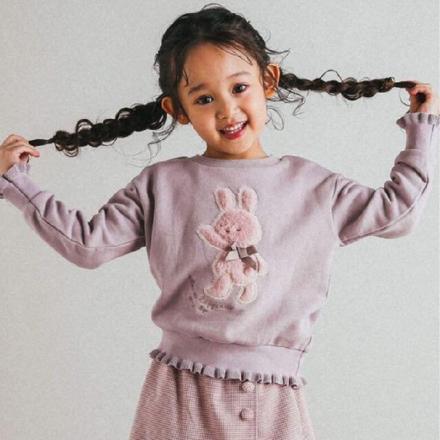 BeBe(ベベ)のスラップスリップ　うさぎトレーナー キッズ/ベビー/マタニティのキッズ服女の子用(90cm~)(Tシャツ/カットソー)の商品写真