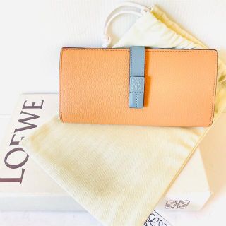 ロエベ(LOEWE)の未使用　LOEWE ロエベ ラージ バーティカルウォレット 二つ折り長財布(財布)