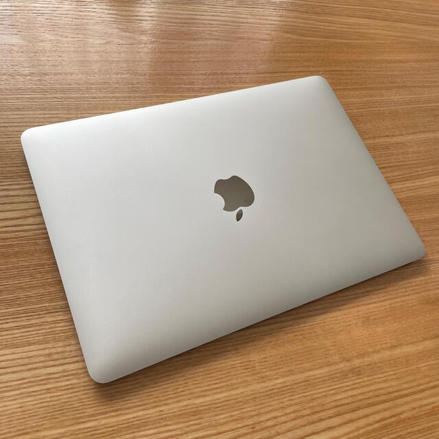 【おまけ付き】Macbook 12インチ シルバー 2017 MNYH2J/AノートPC