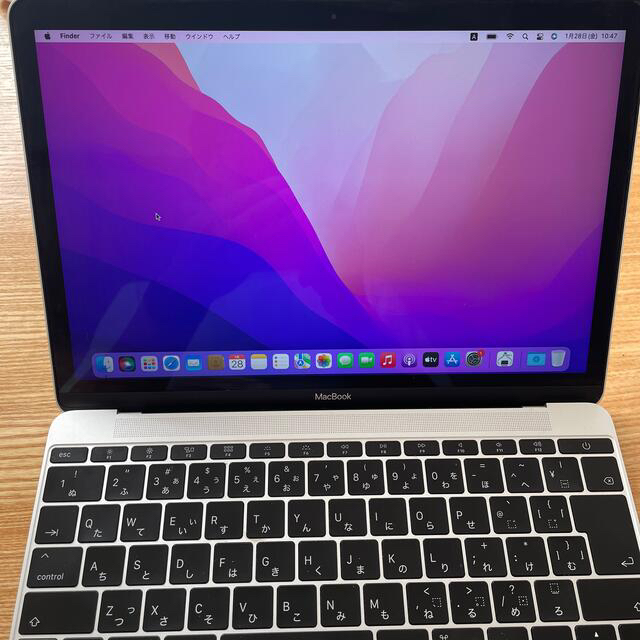 Mac (Apple)(マック)の【おまけ付き】Macbook 12インチ シルバー 2017 MNYH2J/A スマホ/家電/カメラのPC/タブレット(ノートPC)の商品写真