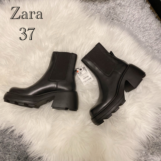 ザラ(ZARA)のザラブラックブーツ(ブーツ)