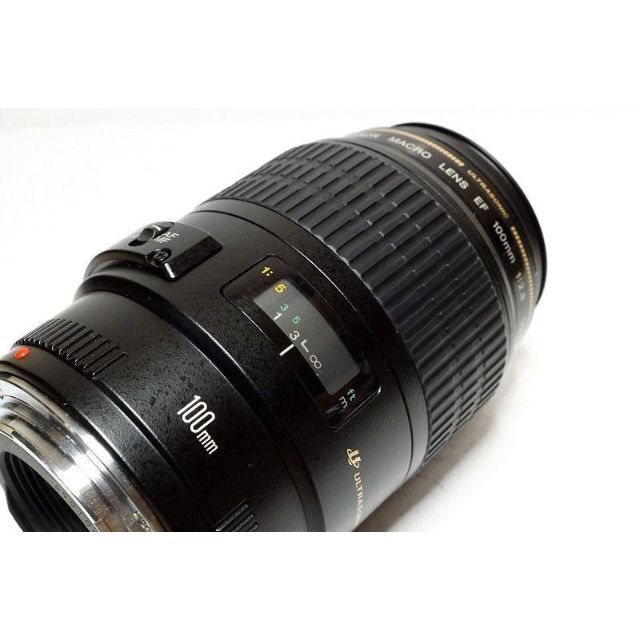 Canon(キヤノン)のマクロレンズ　Canon EF 100mm F2.8 MACRO USM スマホ/家電/カメラのカメラ(レンズ(単焦点))の商品写真