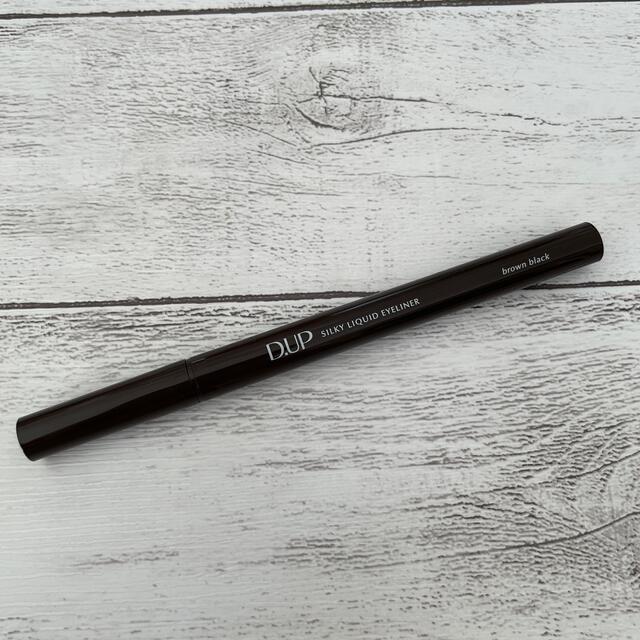 D.UP SILKY LIQUID EYELINER brownblack コスメ/美容のベースメイク/化粧品(アイライナー)の商品写真