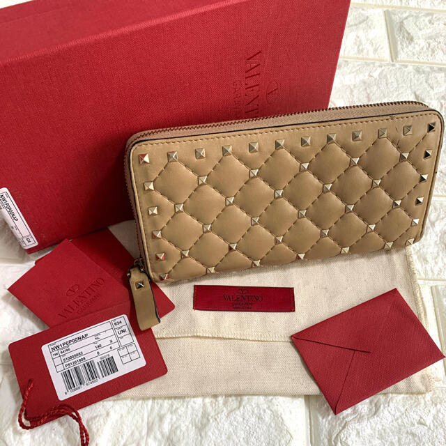 財布VALENTINO 正規品　スタッズ ジップ 長財布